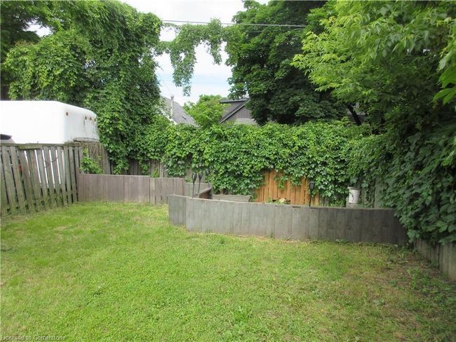 205 Kenilworth Ave N, House other with 5 bedrooms, 2 bathrooms and null parking in Hamilton ON | Image 33