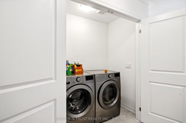 82 Calypso Ave, House other with 5 bedrooms, 4 bathrooms and 2 parking in Minesing ON | Image 29