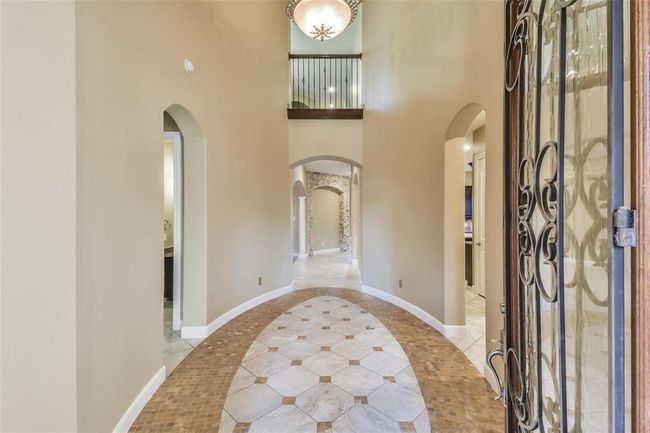 Entrance into a grand foyer! 2nd story Juliet balcony! | Image 6