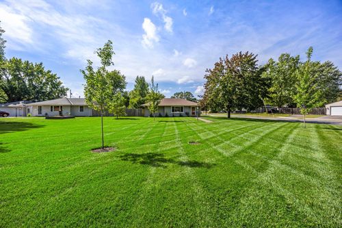 8800 10th Ave S, Bloomington, MN, 55420-3046 | Card Image