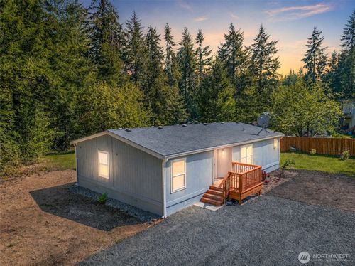 2151 W Cloquallum Rd, Shelton, WA, 98584 | Card Image