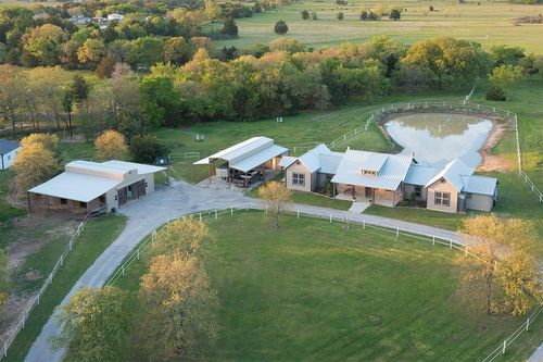 575 County Road 1264, Whitesboro, TX, 76273-1944 | Card Image