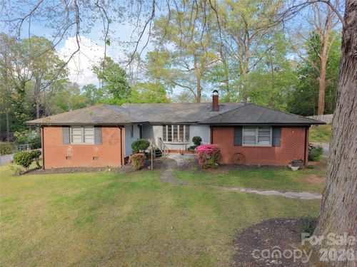 303 Breslin St, Wadesboro, NC, 28170-2317 | Card Image