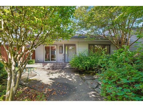 ground-8455 Sw Lafayette Way, Wilsonville, OR, 97070-9498 | Card Image