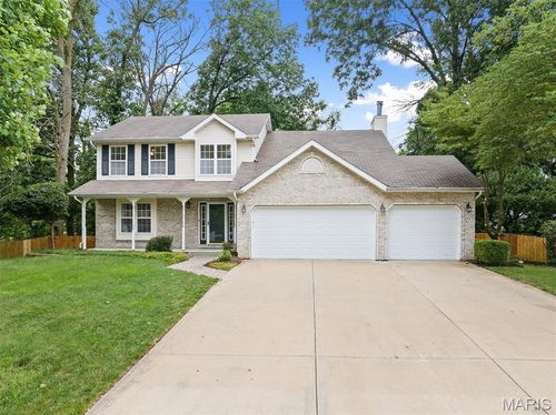 1529 Fairoaks Dr, Troy, IL, 62294-2256 | Card Image