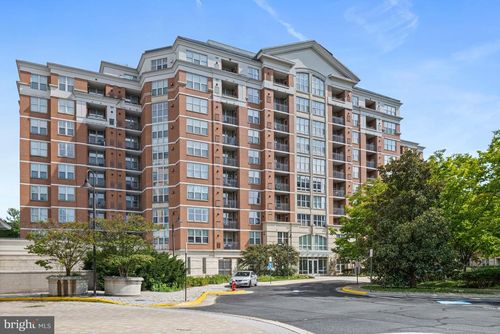 317-11770 Sunrise Valley Dr, RESTON, VA, 20191-1434 | Card Image