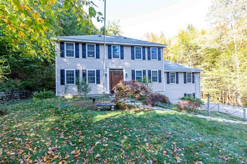 6 Tanglewood Way, Amherst, NH, 03031 | Card Image