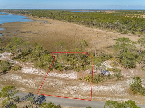 153 Hidden Harbor Ct, ALLIGATOR POINT, FL, 32346-6116 | Card Image