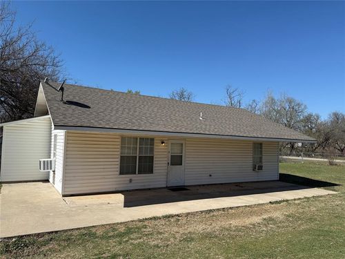 5 S 8th St, Agra, OK, 74824-6416 | Card Image