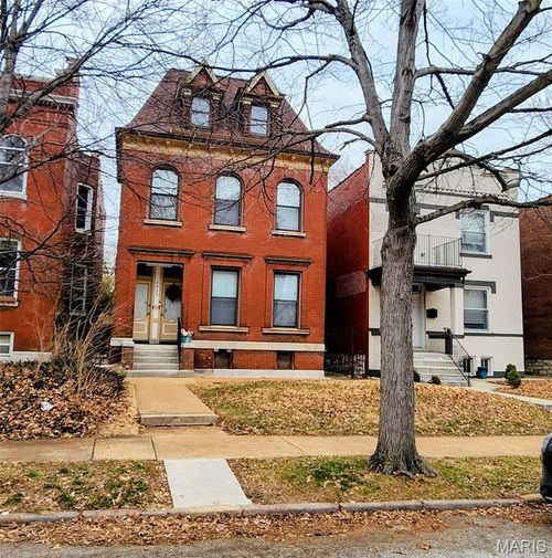 2-2035 Allen Ave, Saint Louis, MO, 63104-2628 | Card Image