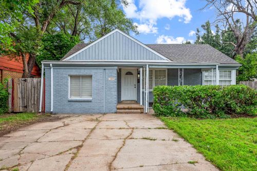 2324 E 20th St N, Wichita, KS, 67214-2037 | Card Image
