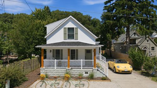 112 Blaine St, Michigan City, IN, 46360-2302 | Card Image