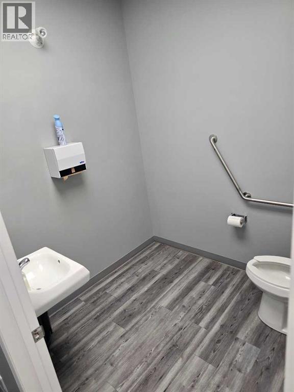 Commercial Lease in Rural Red Deer County 3