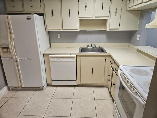 apt-20-3c-4384 Nw 9th Ave, Deerfield Beach, FL, 33064-1724 | Card Image