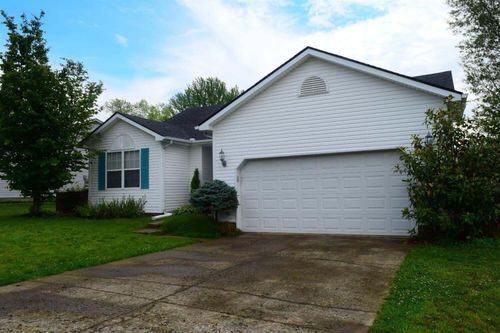 332 Weslyn Way, Nicholasville, KY, 40356-2930 | Card Image