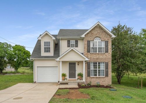 230 Breeze Dr, Murfreesboro, TN, 37129-3951 | Card Image