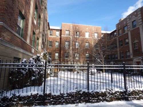 2-1818 W Chase Ave, Chicago, IL, 60626-7104 | Card Image