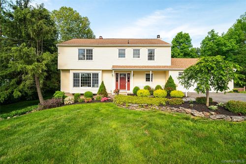 7 Crane Rd, Somers, NY, 10589-2910 | Card Image