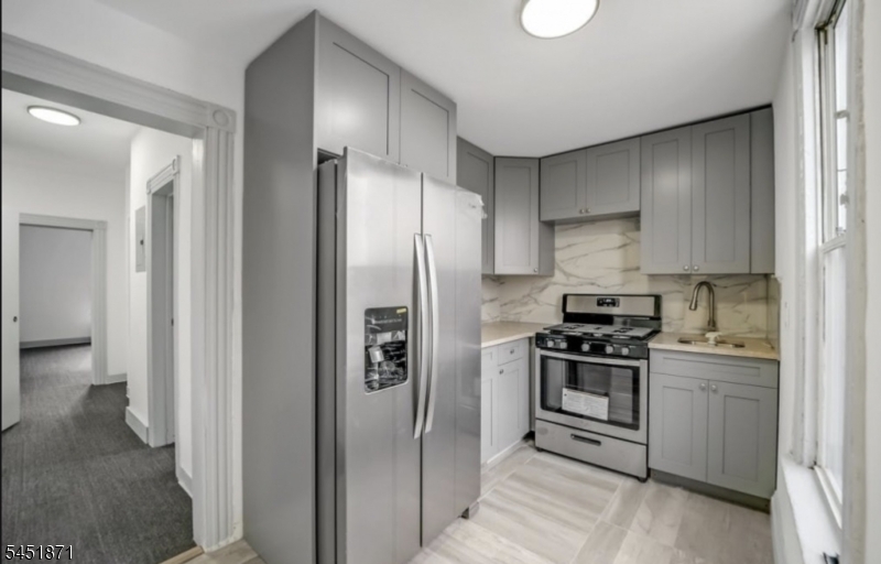 Residential Lease in City Of Orange Twp.