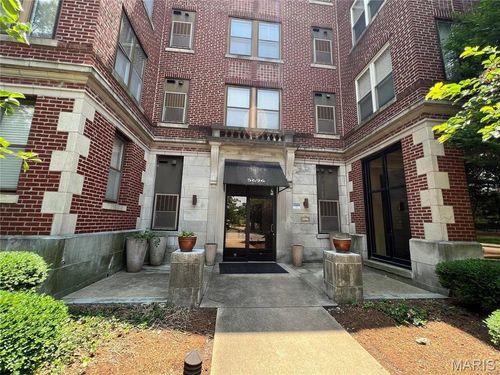 103-5696 Kingsbury Ave, Saint Louis, MO, 63112-1868 | Card Image