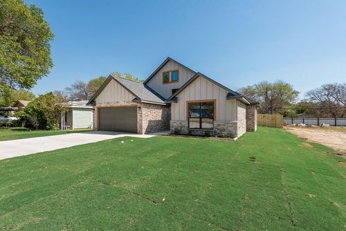804 Vaquero St, White Settlement, TX, 76108-1137 | Card Image
