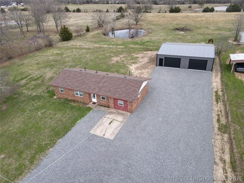 2094 Hartshorne Adamson Rd, Hartshorne, OK, 74547-5256 | Card Image