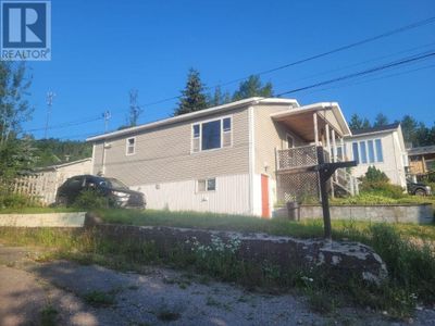 10 Birch St, House other with 2 bedrooms, 1 bathrooms and null parking in Springdale NL | Image 2