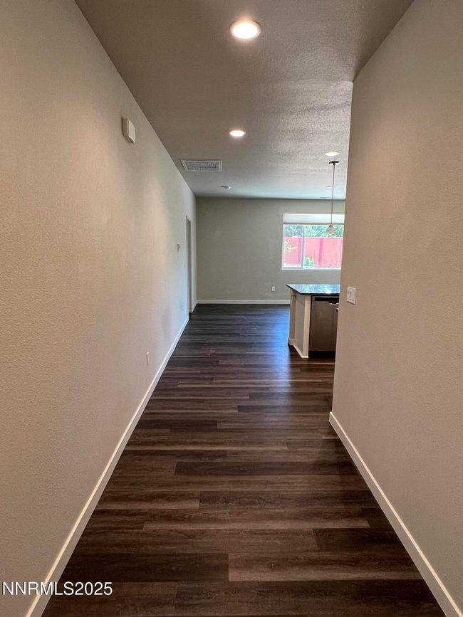 573 Country Hollow Dr, House other with 3 bedrooms, 2 bathrooms and 2 parking in Fernley NV | Image 7