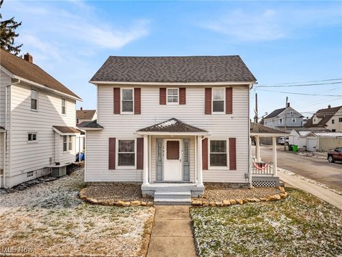 131 25th St Nw, Barberton, OH, 44203-6808 | Card Image