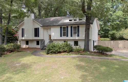 2416 Chandawood Dr, PELHAM, AL, 35124-1210 | Card Image
