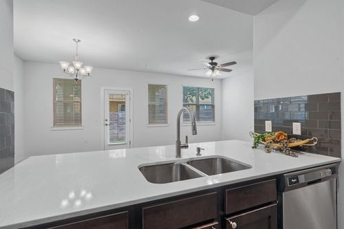 b-8940 Parker Ranch Cir, Austin, TX, 78748-5177 | Card Image