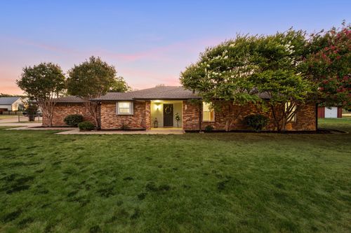 2511 Fawkes Ln, Keller, TX, 76262-9044 | Card Image