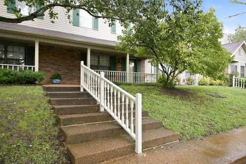 525 Upsall Dr, Antioch, TN, 37013-2335 | Card Image
