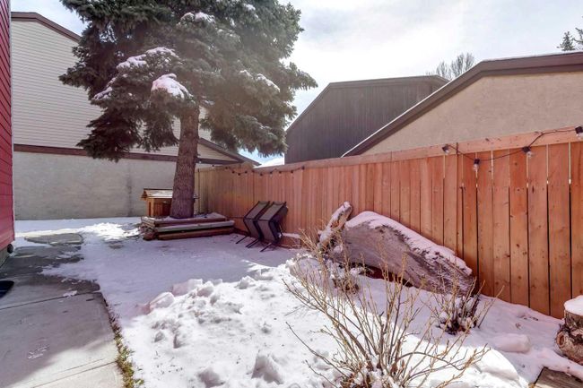 933 Ranchview Crescent Nw, Home with 3 bedrooms, 2 bathrooms and 3 parking in Calgary AB | Image 31