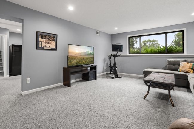 Lower level family room | Image 28
