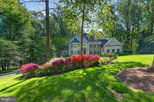 1305 Selwyn Dr, MCLEAN, VA, 22101-2725 | Card Image