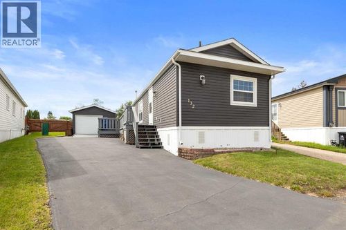132 Grey Owl Pl, Fort Mcmurray, AB, T9H2P1 | Card Image