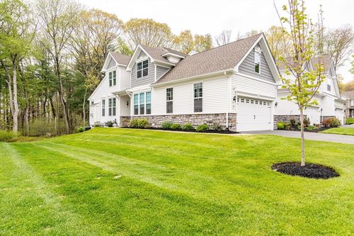 15-15 Cardinal Rd, Methuen, MA, 01844-2385 | Card Image