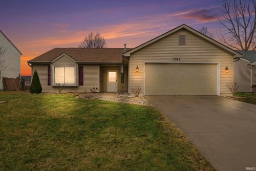 3942 Olivene Cv, New Haven, IN, 46774-2073 | Card Image