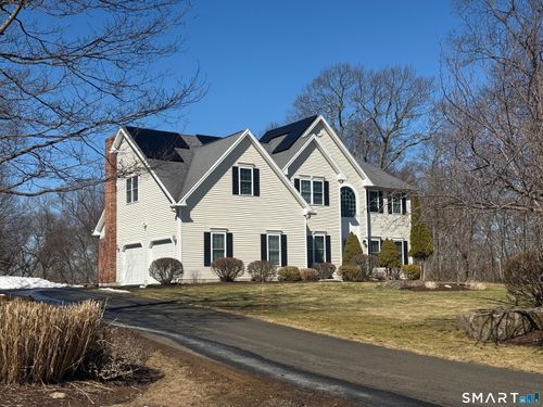 36 Country Ln, Bethany, CT, 06524-3385 | Card Image