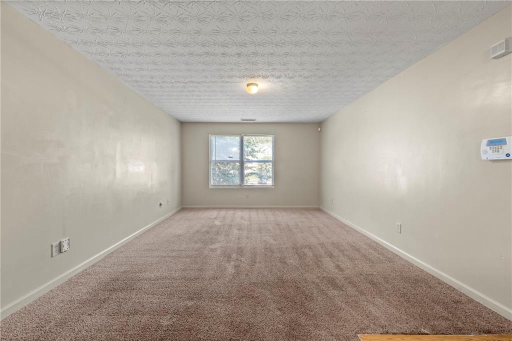 Residential Lease in Lithonia 3