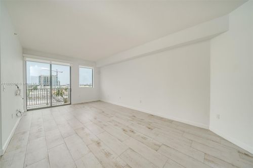 apt-1011-140 S Dixie Hwy, Hollywood, FL, 33020-7330 | Card Image