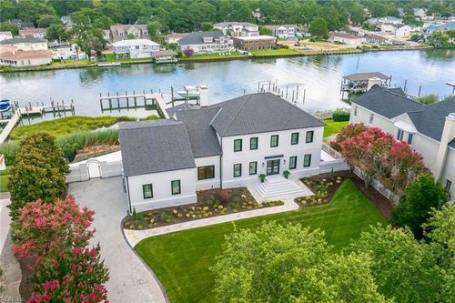 2021 Thomas Bishop Ln, Virginia Beach, VA, 23454-1129 | Card Image