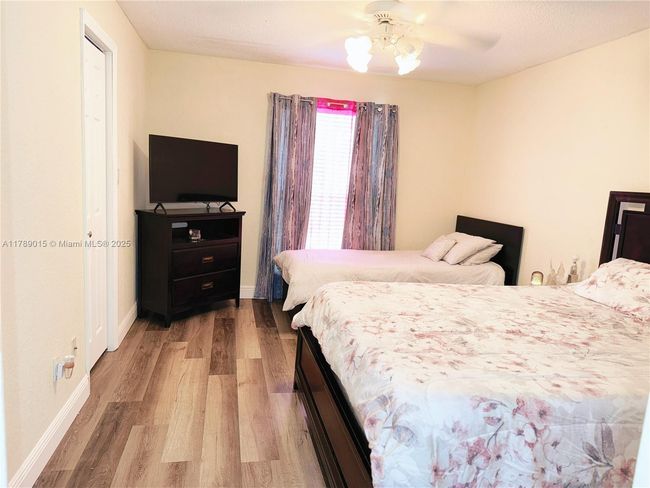 APT-1111 - 805 Riverside Dr, Condo with 2 bedrooms, 2 bathrooms and null parking in Coral Springs FL | Image 11