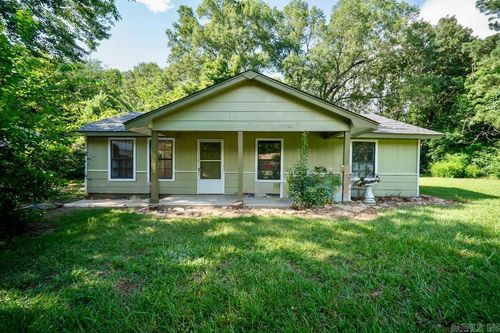 2 Odell Dr, Conway, AR, 72032-9035 | Card Image