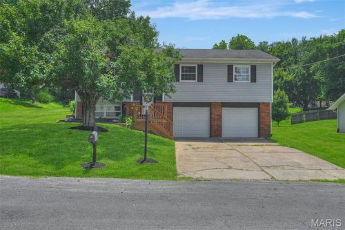 3413 Emma Ln, Godfrey, IL, 62035-1144 | Card Image
