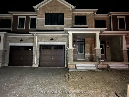 122 Varsity Drive, Welland, ON, L3B0N3 | Card Image