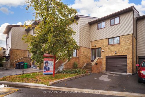 22 Carleton Pl, Brampton, ON, L6T3Z4 | Card Image