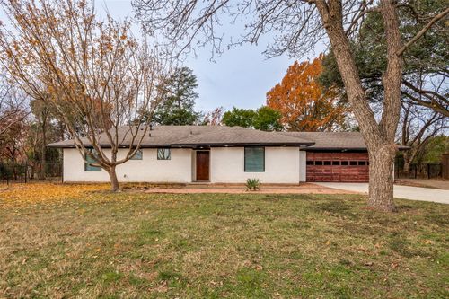 713 Hilltop Cir, Desoto, TX, 75115-4514 | Card Image