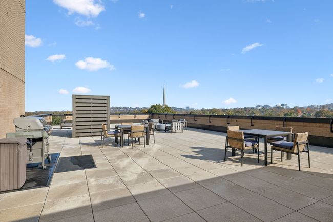 APT-305 - 3901 W End Ave, Condo with 2 bedrooms, 3 bathrooms and 1 parking in Nashville TN | Image 23